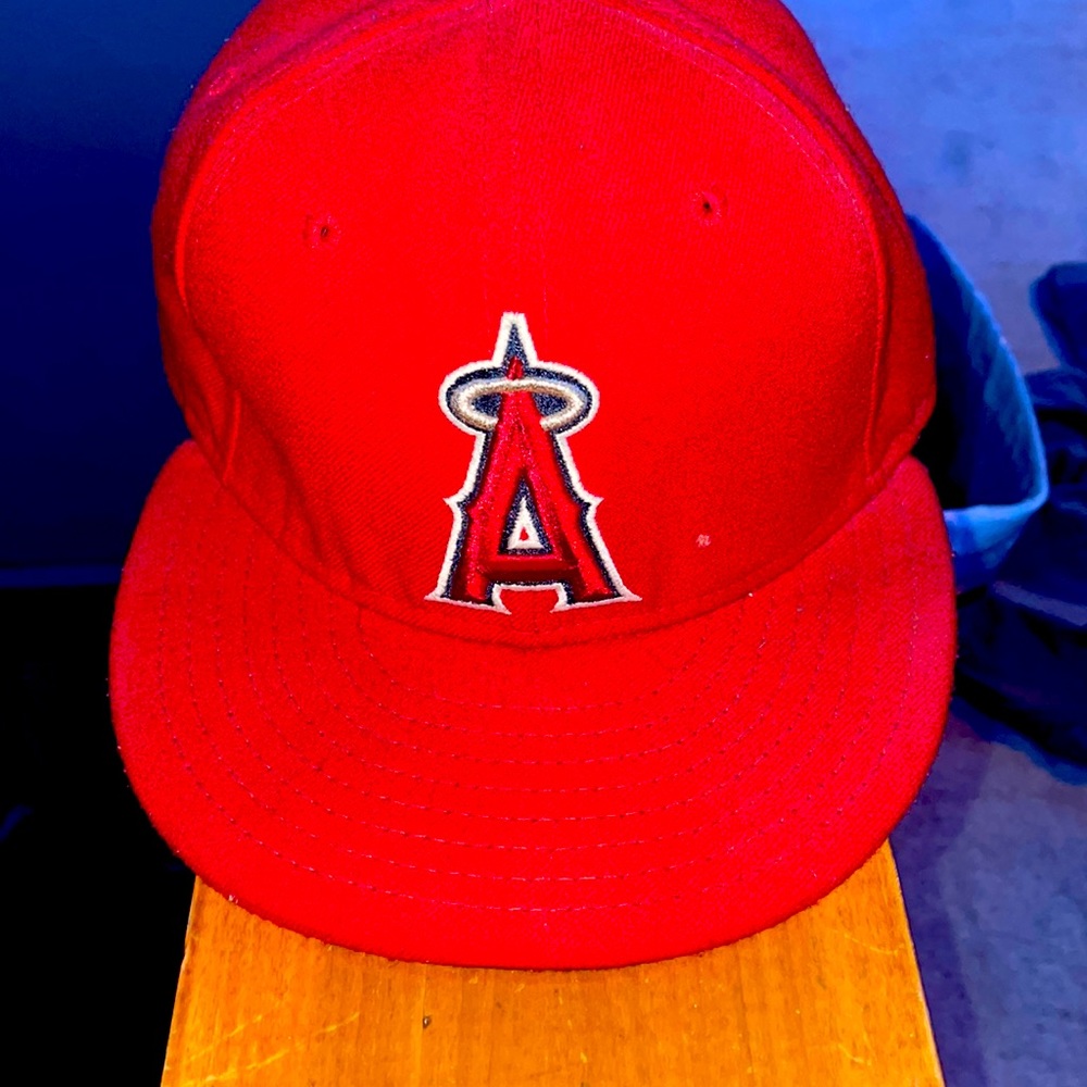 Red MLB Angels hat